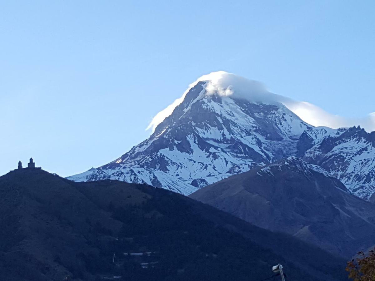 Rustaveli St11 Hotel Kazbegi Exterior foto